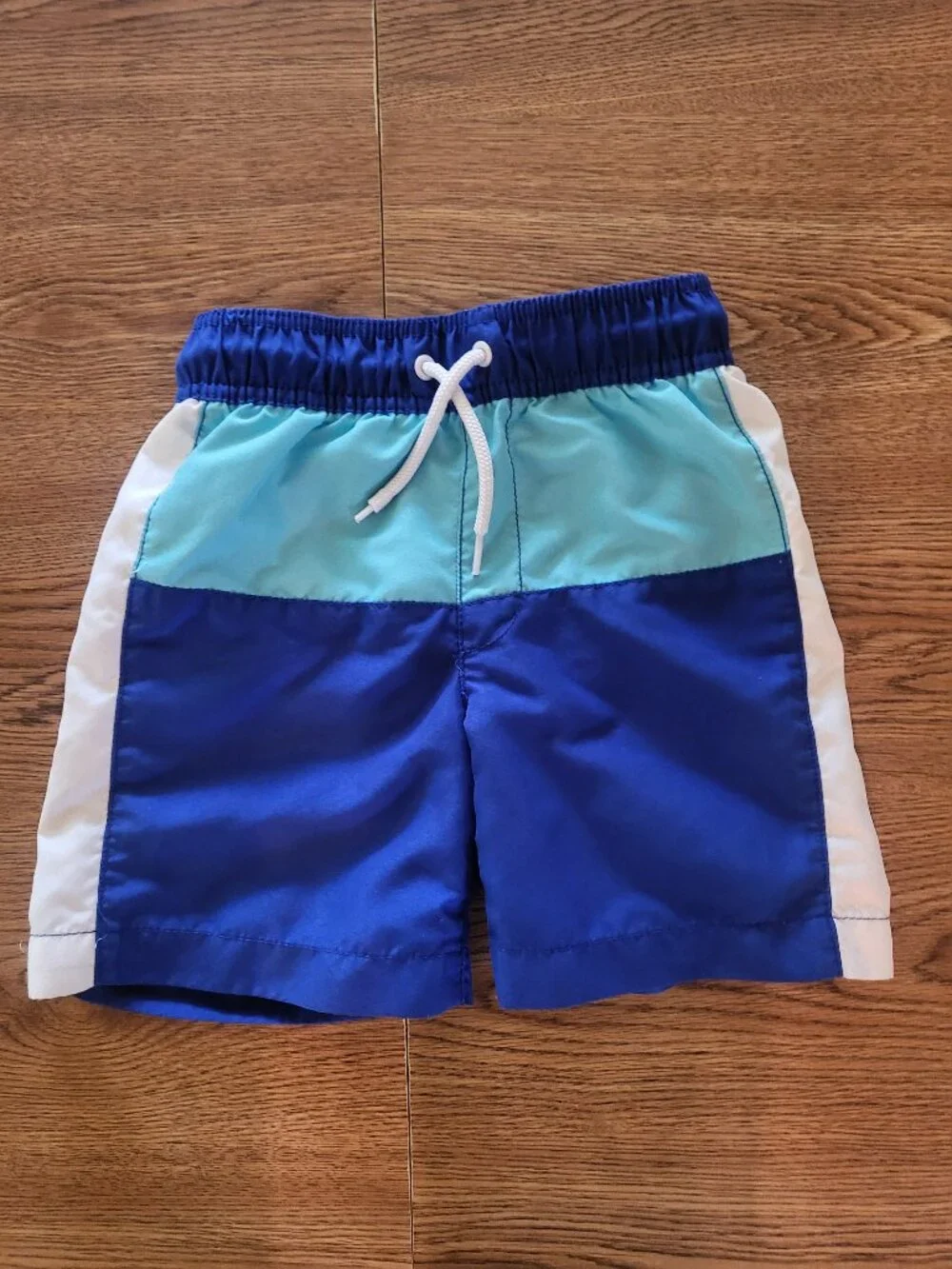 Boys Swim Set and Shorts Bundle The Childrens Place Size 5/6
